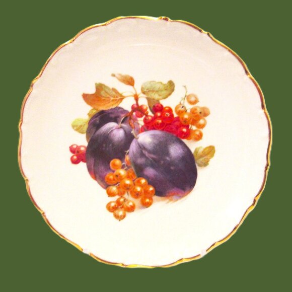 (3) Schumann Arzbery Germany handpainted salad fruit plates circa 1940s fine por - Picture 7 of 8